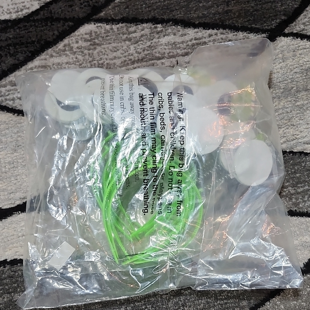 MONSTER EYE BOPPERS 12-PIECE GREEN HEADBANDS UNISEX